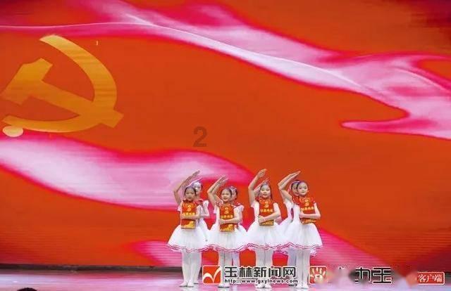 男人心,海底针!鲁迅和林语堂闹别扭,还反目成仇,起因是五块钱
